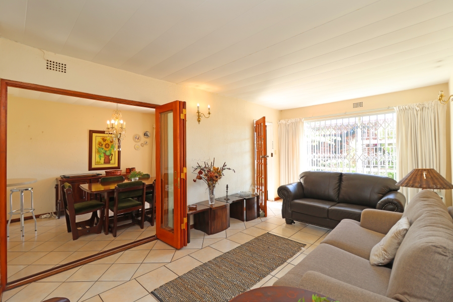 3 Bedroom Property for Sale in Fairland Gauteng