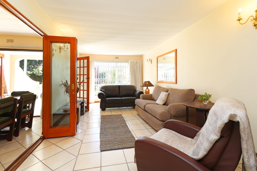 3 Bedroom Property for Sale in Fairland Gauteng
