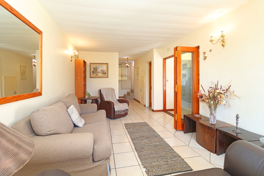 3 Bedroom Property for Sale in Fairland Gauteng
