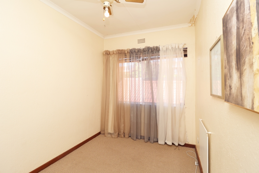3 Bedroom Property for Sale in Fairland Gauteng