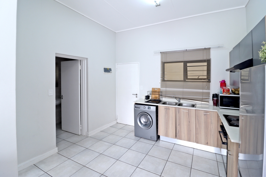1 Bedroom Property for Sale in Linbro Park Gauteng