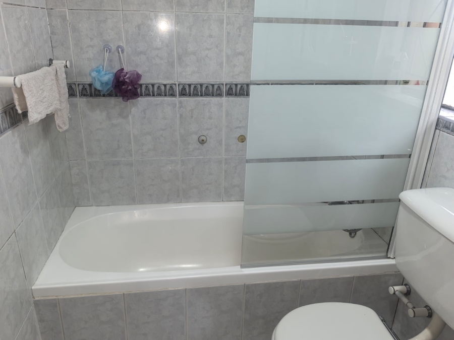 3 Bedroom Property for Sale in Groblerpark Gauteng
