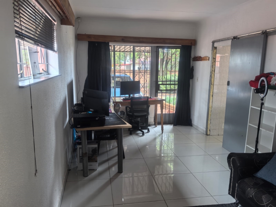 3 Bedroom Property for Sale in Groblerpark Gauteng