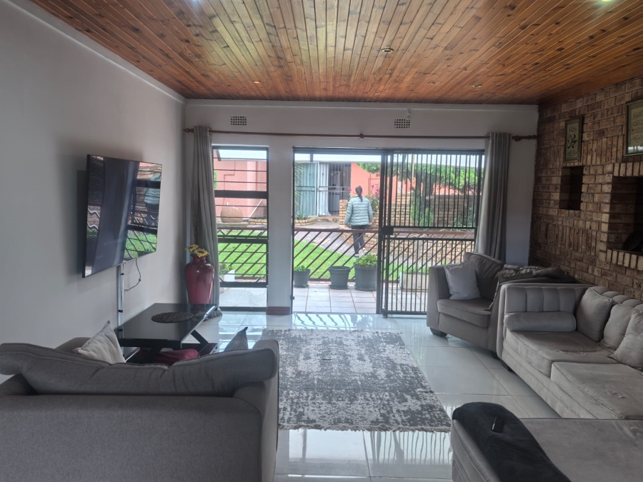 3 Bedroom Property for Sale in Groblerpark Gauteng