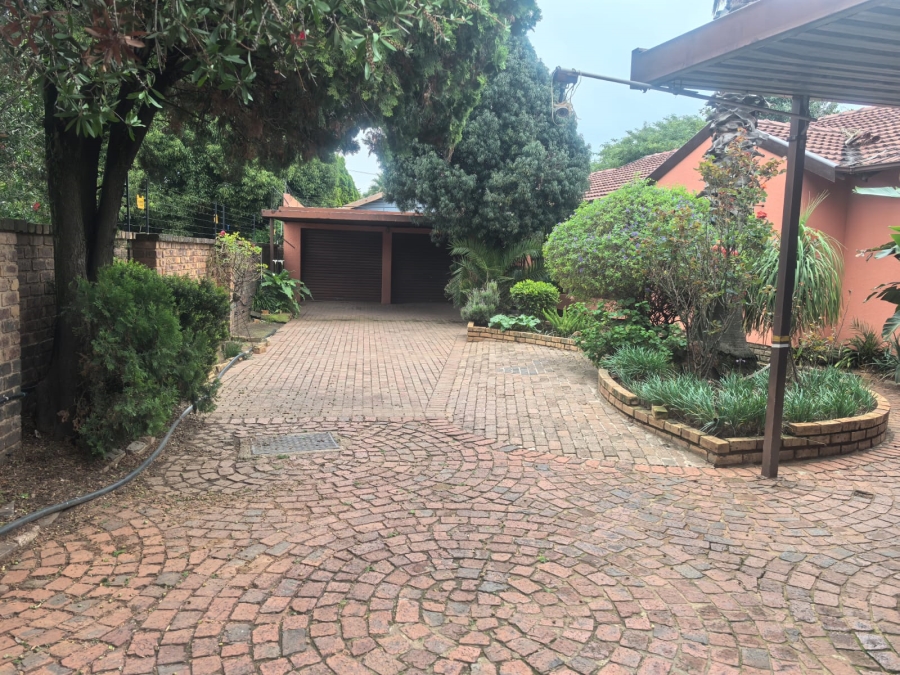 3 Bedroom Property for Sale in Groblerpark Gauteng