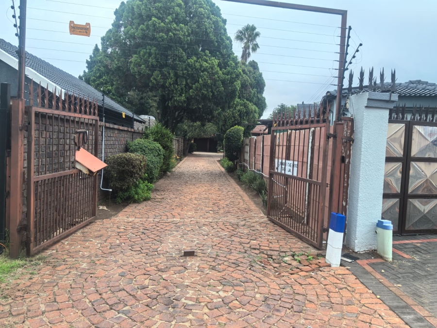 3 Bedroom Property for Sale in Groblerpark Gauteng