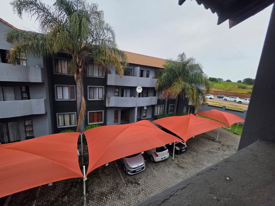 1 Bedroom Property for Sale in Carlswald Gauteng