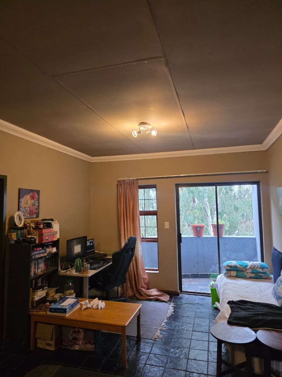 1 Bedroom Property for Sale in Carlswald Gauteng