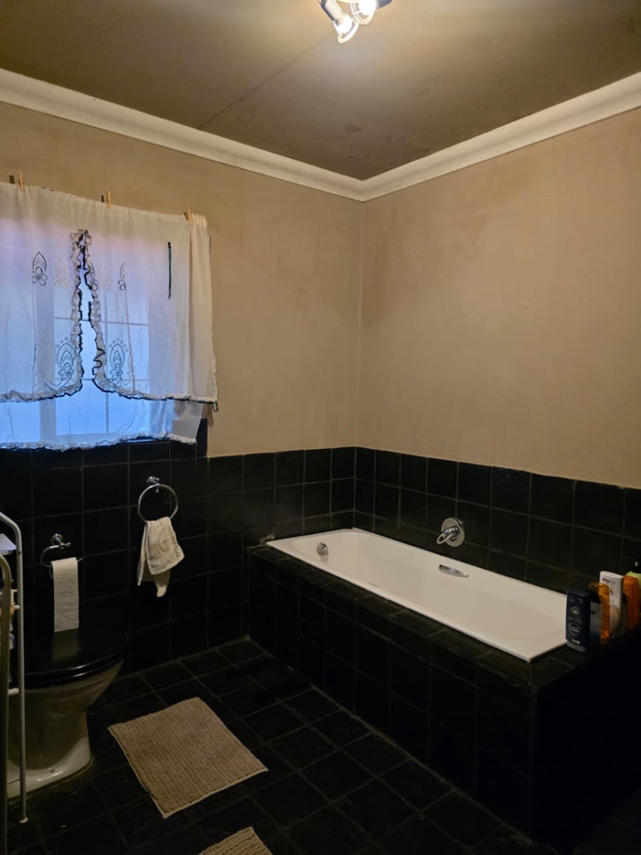 1 Bedroom Property for Sale in Carlswald Gauteng