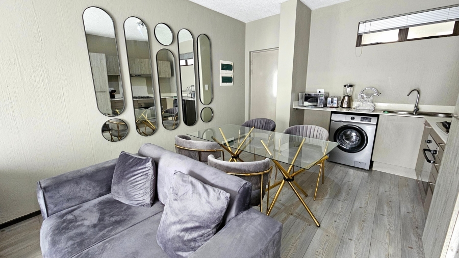 To Let 2 Bedroom Property for Rent in Broadacres Gauteng