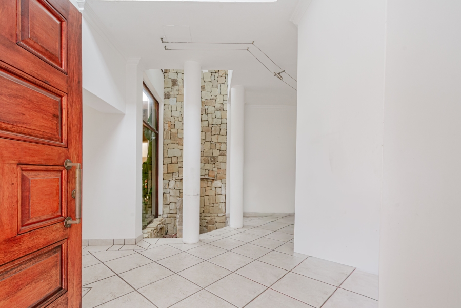 To Let 5 Bedroom Property for Rent in Morningside Gauteng