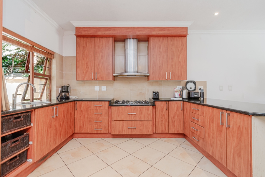 To Let 5 Bedroom Property for Rent in Morningside Gauteng