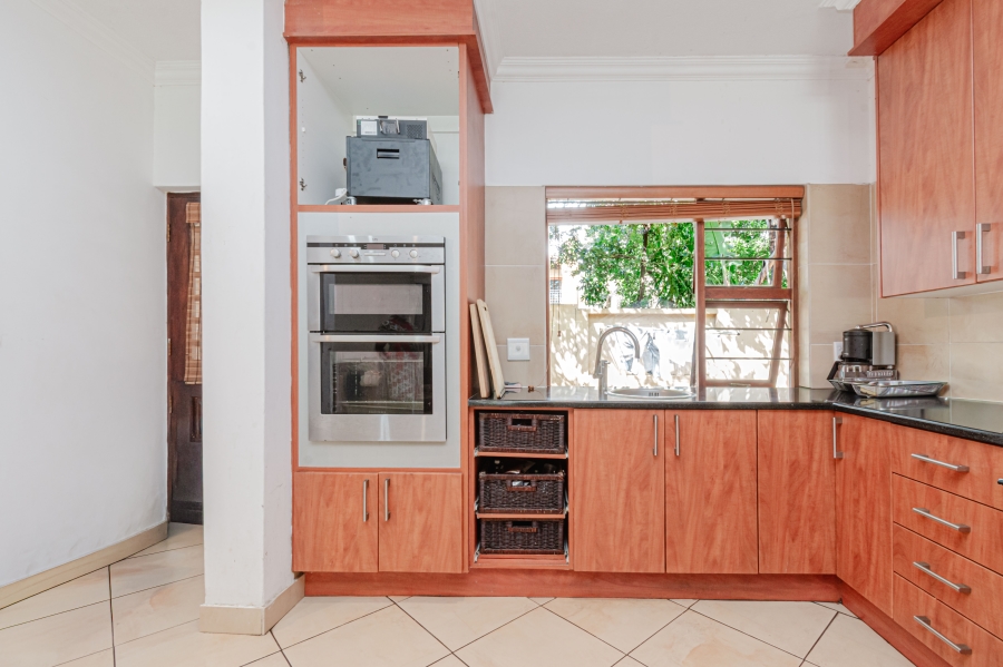 To Let 5 Bedroom Property for Rent in Morningside Gauteng
