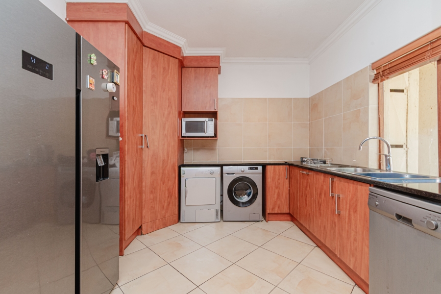 To Let 5 Bedroom Property for Rent in Morningside Gauteng