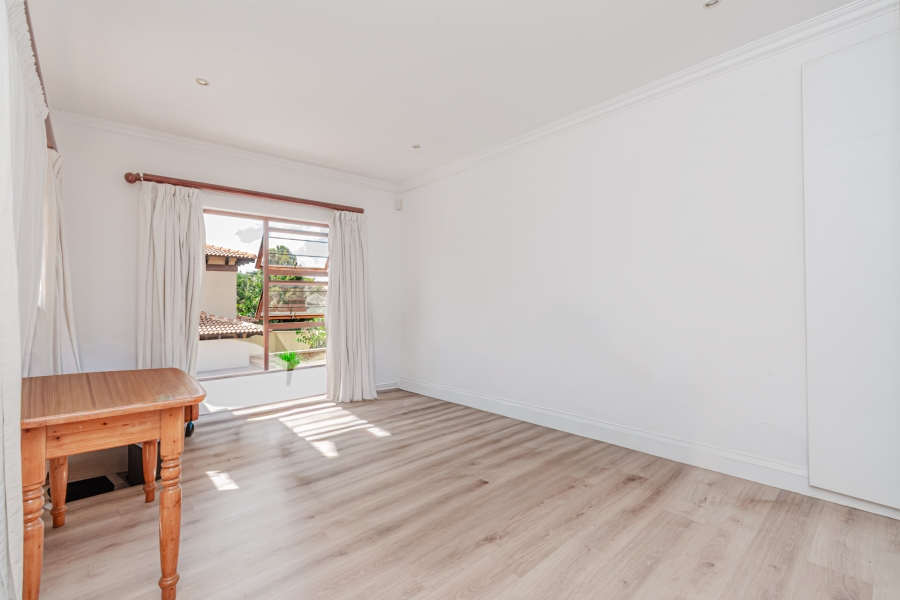 To Let 5 Bedroom Property for Rent in Morningside Gauteng