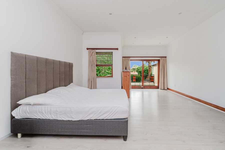 To Let 5 Bedroom Property for Rent in Morningside Gauteng