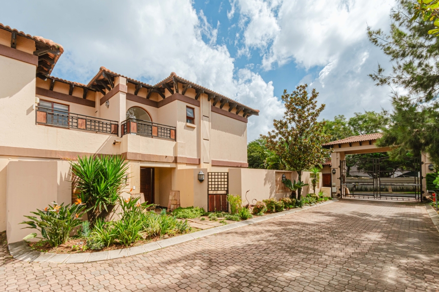 To Let 5 Bedroom Property for Rent in Morningside Gauteng