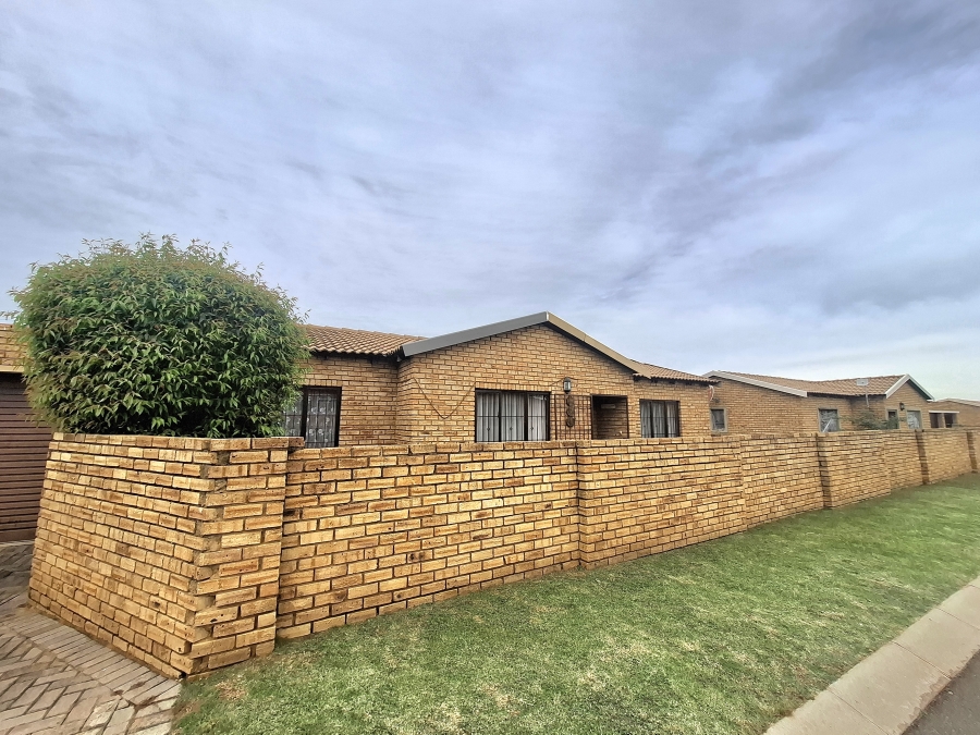 3 Bedroom Property for Sale in West Rand Cons Mines Gauteng