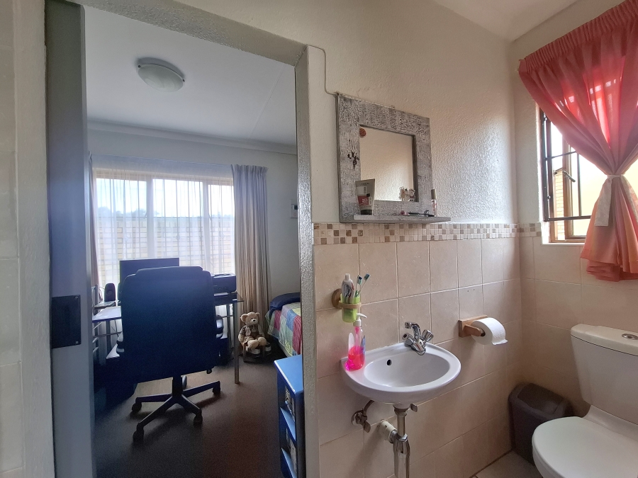 3 Bedroom Property for Sale in West Rand Cons Mines Gauteng