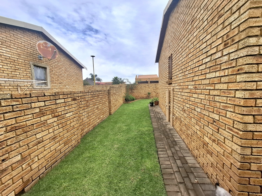 3 Bedroom Property for Sale in West Rand Cons Mines Gauteng