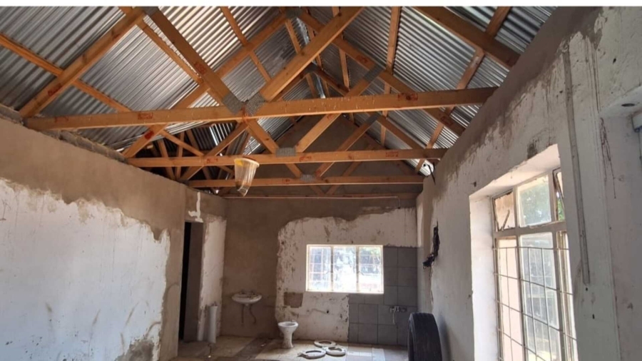 To Let 4 Bedroom Property for Rent in Houtkop A H Gauteng