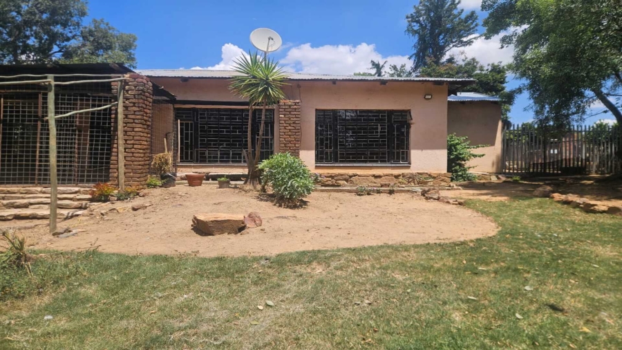 To Let 4 Bedroom Property for Rent in Houtkop A H Gauteng