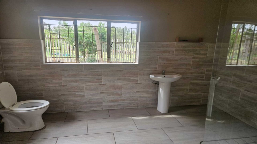 To Let 4 Bedroom Property for Rent in Houtkop A H Gauteng