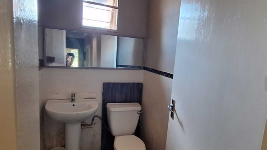 To Let 4 Bedroom Property for Rent in Houtkop A H Gauteng