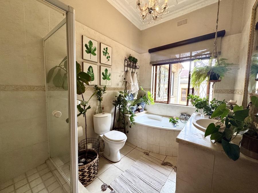 5 Bedroom Property for Sale in Kensington Gauteng