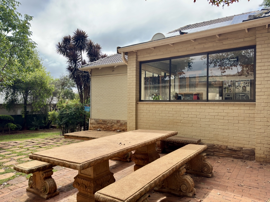 5 Bedroom Property for Sale in Kensington Gauteng