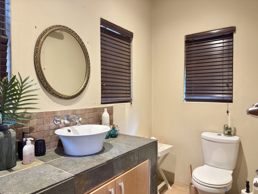 5 Bedroom Property for Sale in Kensington Gauteng