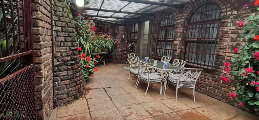 6 Bedroom Property for Sale in Vanderbijlpark SE 2 Gauteng