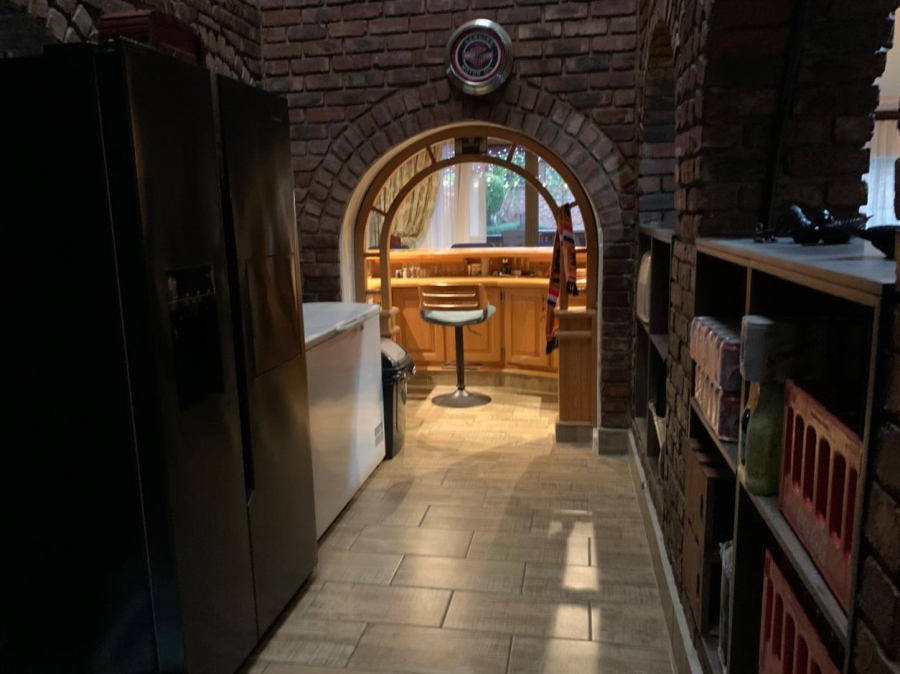 6 Bedroom Property for Sale in Vanderbijlpark SE 2 Gauteng