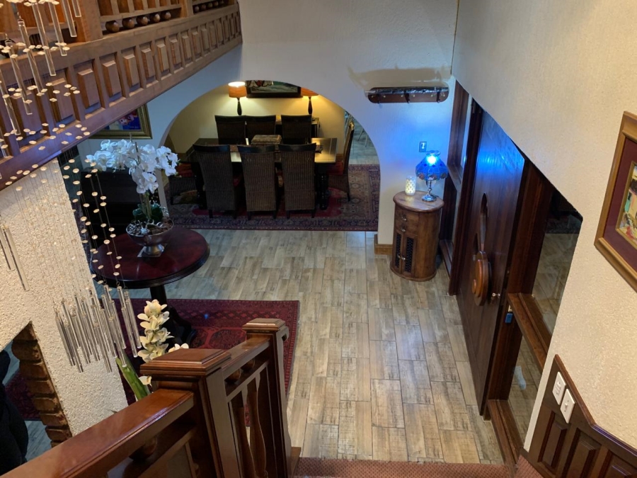 6 Bedroom Property for Sale in Vanderbijlpark SE 2 Gauteng