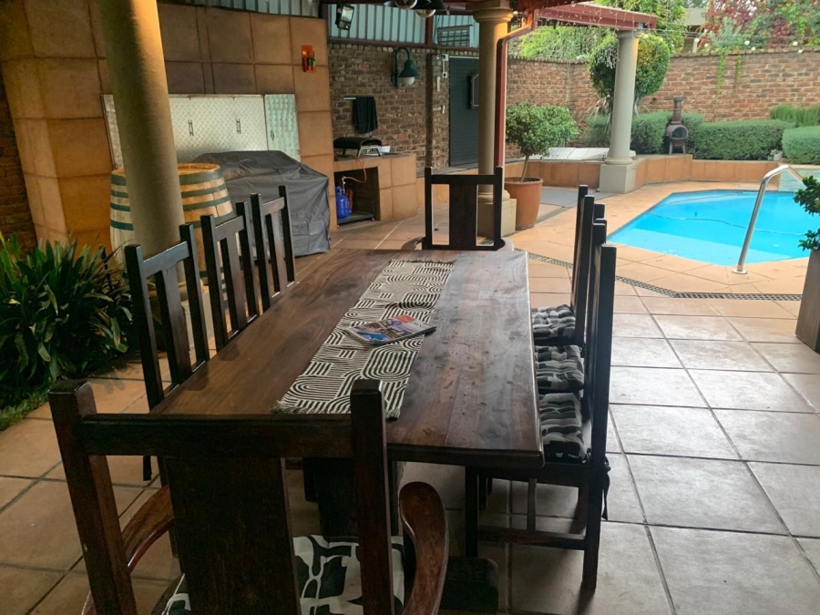 6 Bedroom Property for Sale in Vanderbijlpark SE 2 Gauteng