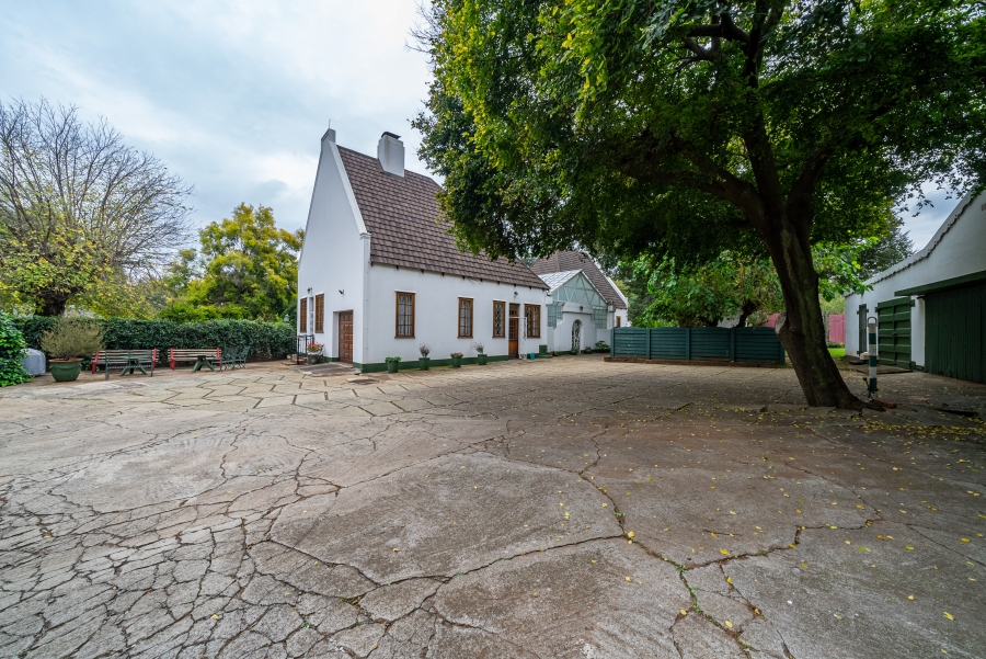 3 Bedroom Property for Sale in Sonneveld Gauteng