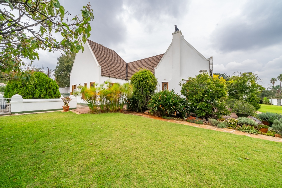 3 Bedroom Property for Sale in Sonneveld Gauteng