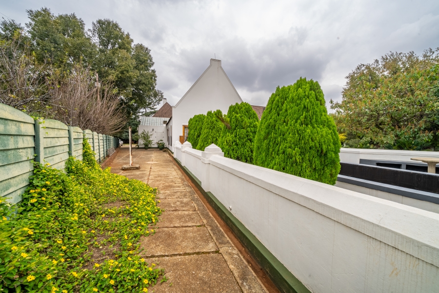 3 Bedroom Property for Sale in Sonneveld Gauteng