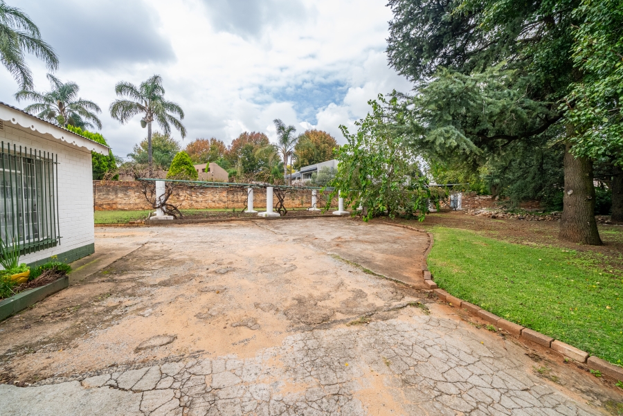 3 Bedroom Property for Sale in Sonneveld Gauteng