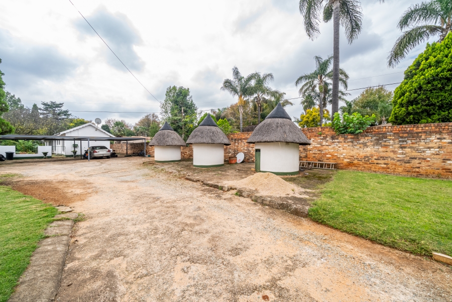 3 Bedroom Property for Sale in Sonneveld Gauteng