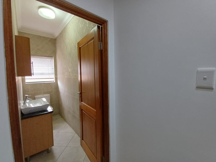 4 Bedroom Property for Sale in Vanderbijlpark SE 8 Gauteng