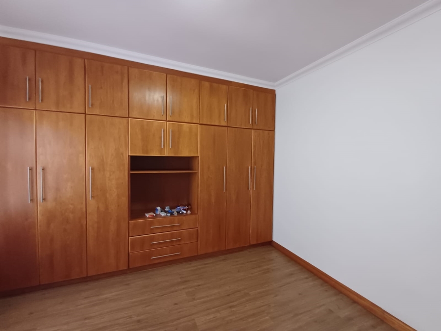 4 Bedroom Property for Sale in Vanderbijlpark SE 8 Gauteng