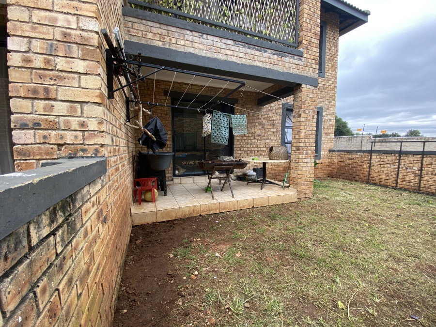 2 Bedroom Property for Sale in Rynfield A H Gauteng