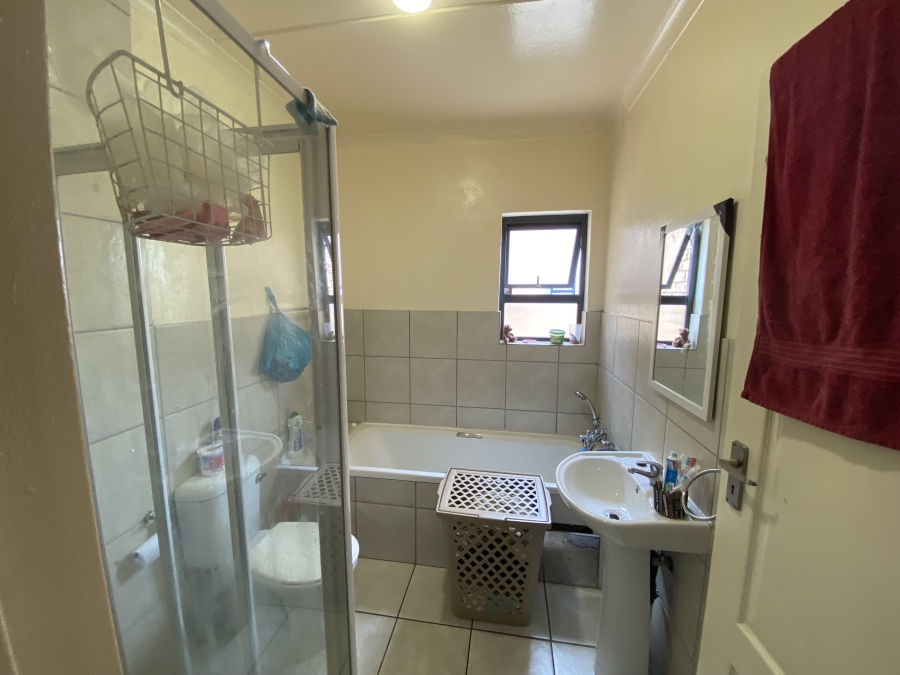 2 Bedroom Property for Sale in Rynfield A H Gauteng