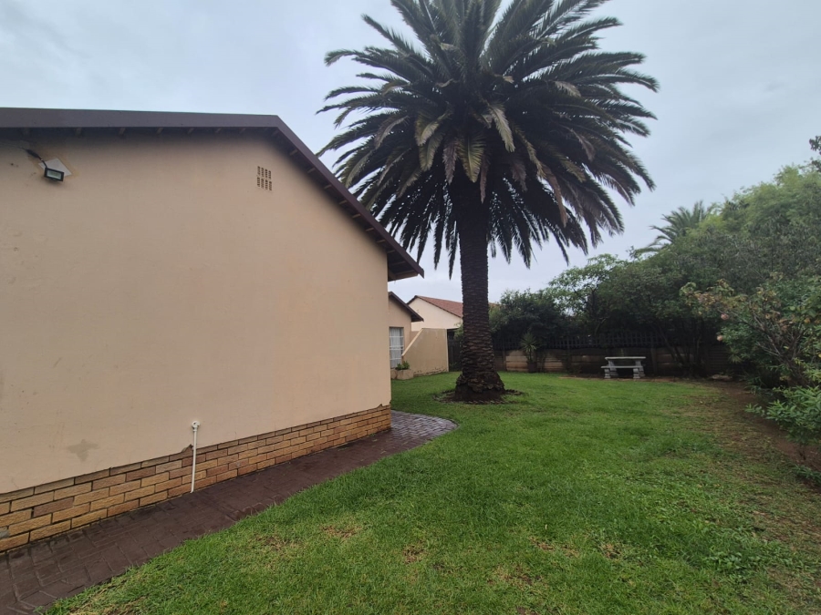 3 Bedroom Property for Sale in Vanderbijlpark SE 6 Gauteng