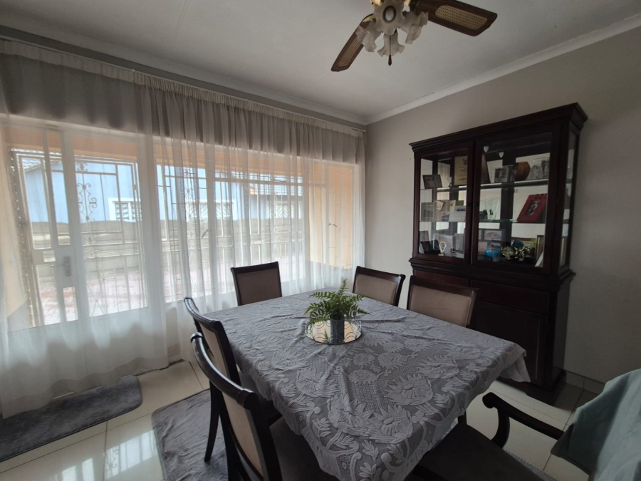 3 Bedroom Property for Sale in Vanderbijlpark SE 6 Gauteng