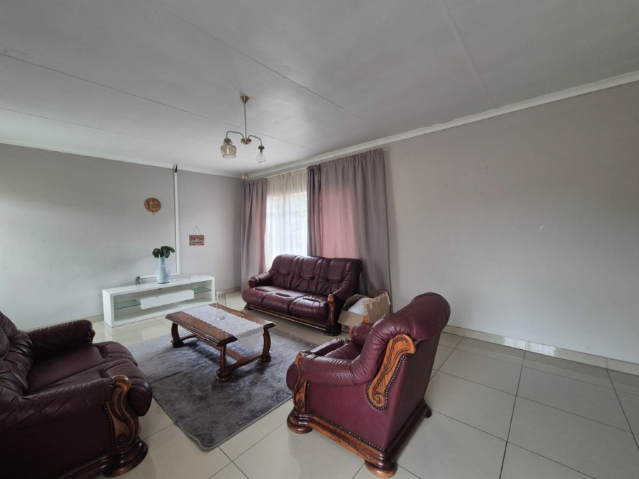 3 Bedroom Property for Sale in Vanderbijlpark SE 6 Gauteng