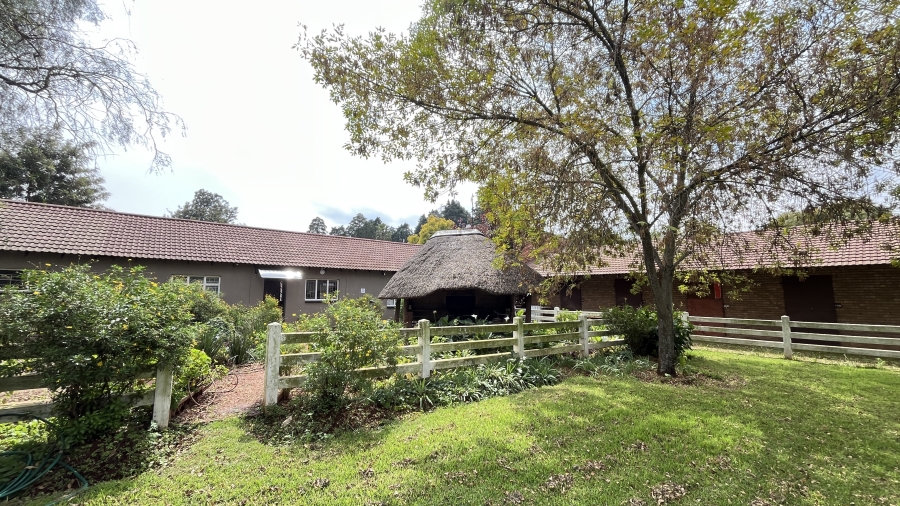 5 Bedroom Property for Sale in Bredell Gauteng