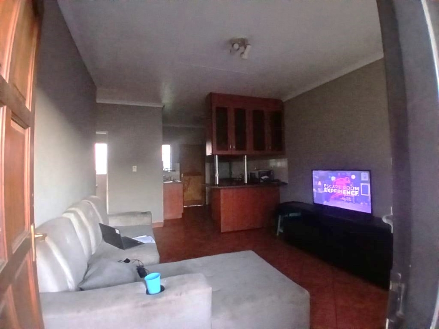 2 Bedroom Property for Sale in Elspark Gauteng