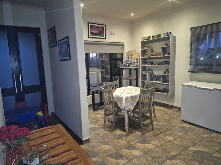 3 Bedroom Property for Sale in Hillshaven Gauteng
